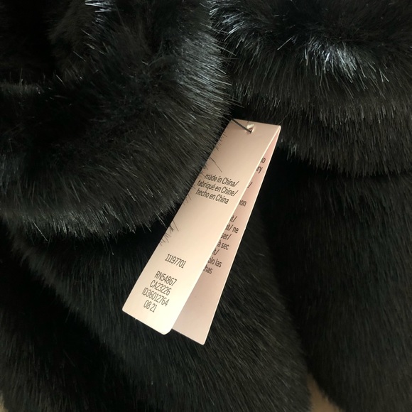 Victoria’s Secret Faux Fur Bootie- M - Picture 5 of 11